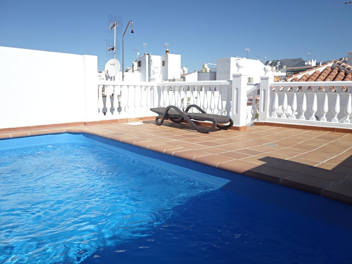 Pulguilla B Menyber Apartman Nerja Kültér fotó
