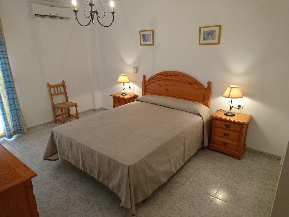 Pulguilla B Menyber Apartman Nerja Kültér fotó