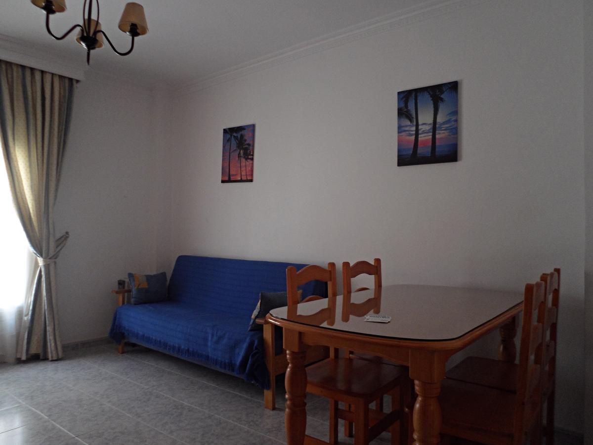 Pulguilla B Menyber Apartman Nerja Kültér fotó